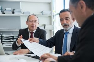 Como fazer um contrato social em uma empresa