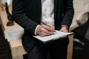 O que avaliar no contrato de compra e venda de um apartamento?
